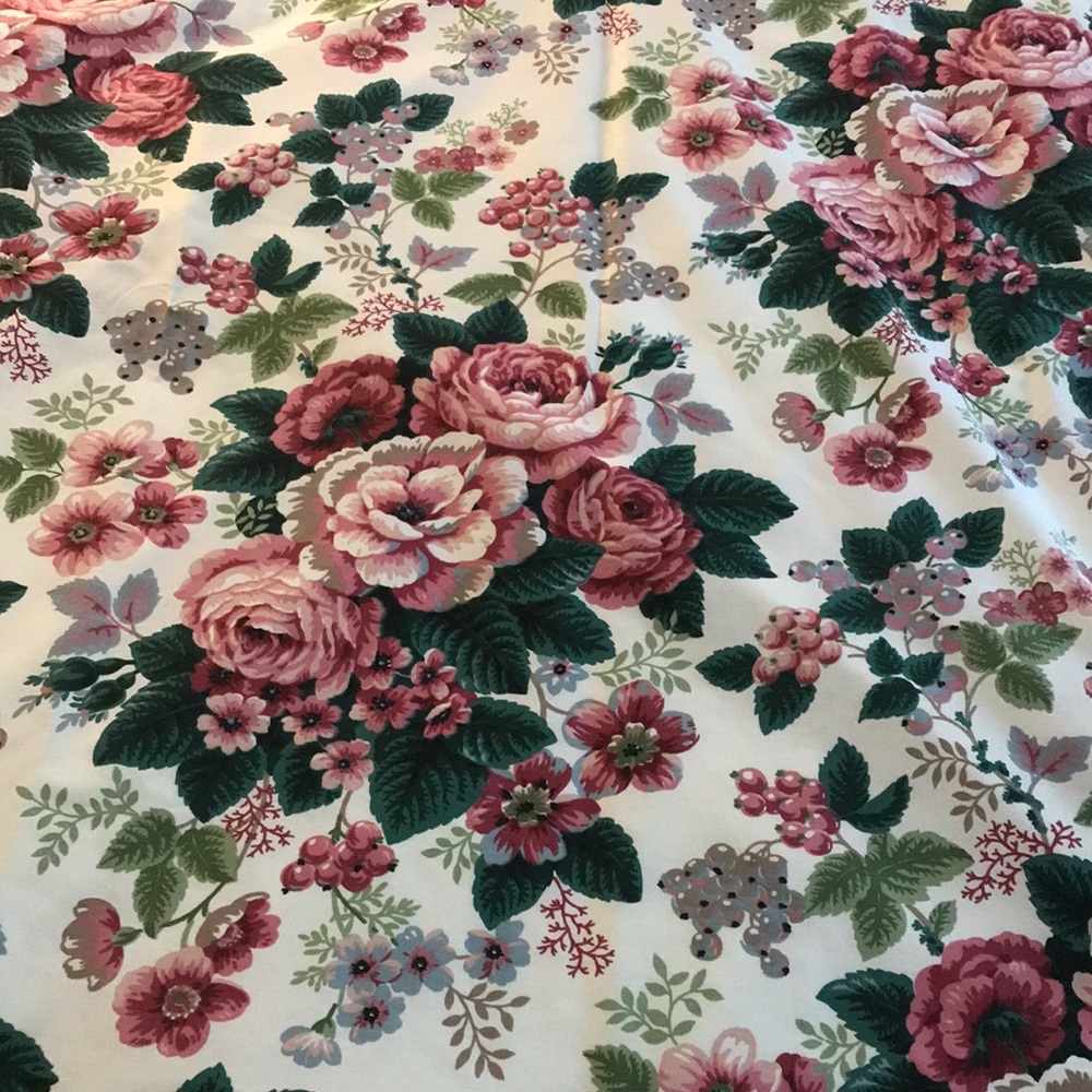 Pair Waverly Pleasant Valley Cottage Roses Curtain Panels Burgundy Green 86”